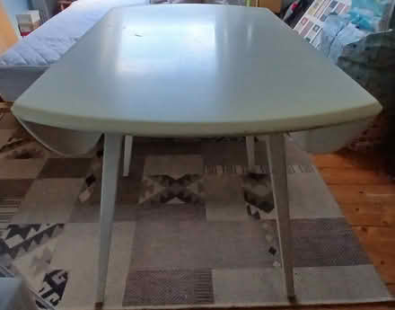 Photo of free Round, white drop-leaf Ercol table (East Dulwich, SE22) #3