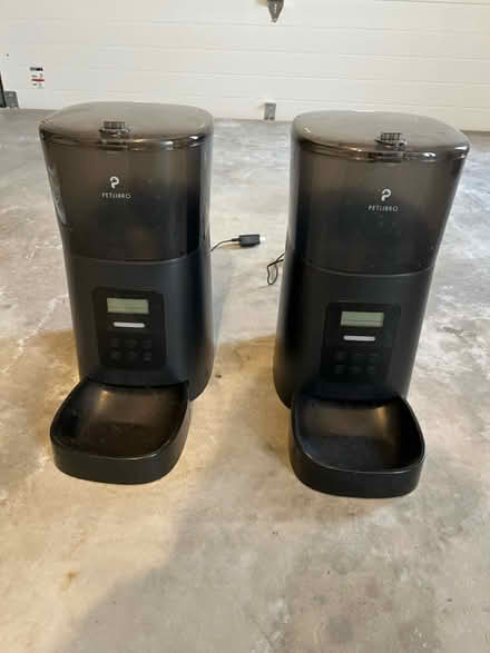 Photo of free Automatic Pet Food Dispenser (Wexford close to I-79) #1