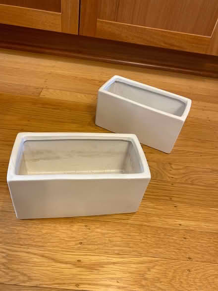 Photo of free White flower pots (Greenwood) #1