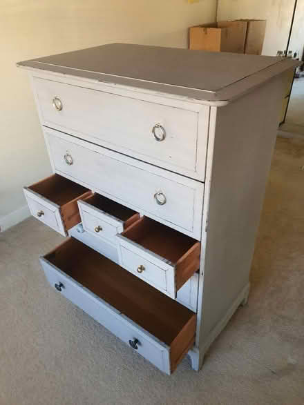 Photo of free Chest of drawers (KT3 New Malden) #1