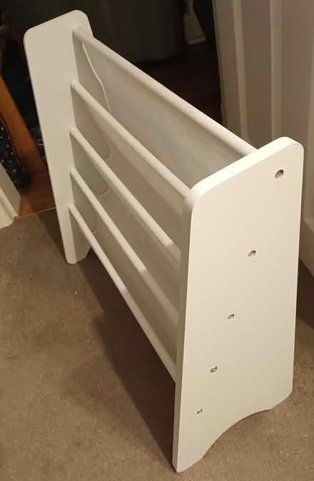 Photo of free Montessori child bookcase (Crookes (S10)) #2