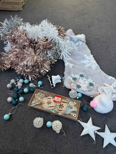 Photo of free Christmas decorations (Wallington SM6) #1