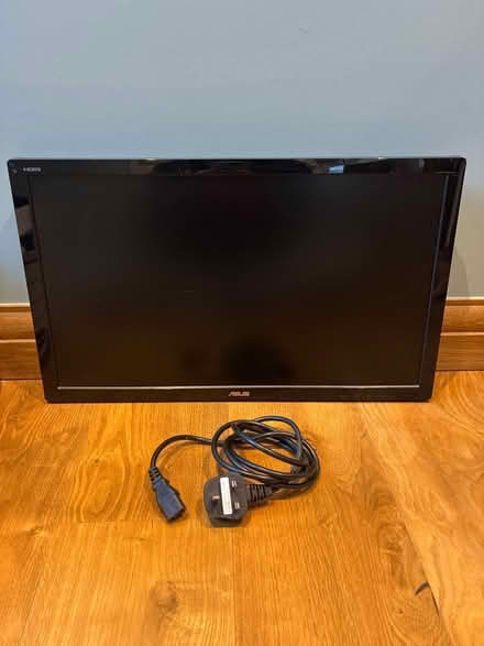 Photo of free ASUS Monitor 24” (CR2) #1