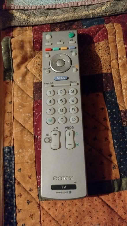 Photo of free 32 inch Sony TV (Oswestry SY11) #3