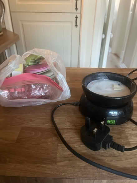 Photo of free Electric wax burner (Hemel Hempstead) #1