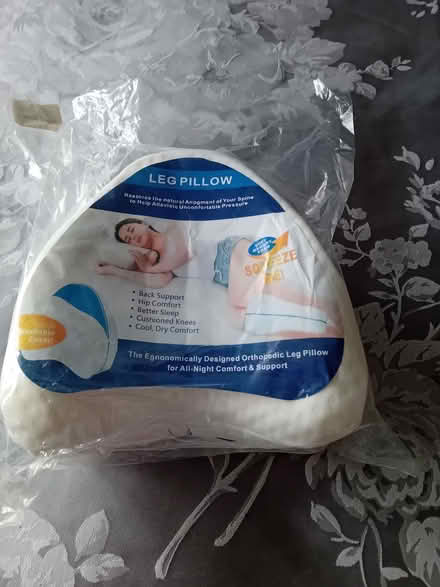 Photo of free orthopedic leg pillow (Caerphilly CF83) #1