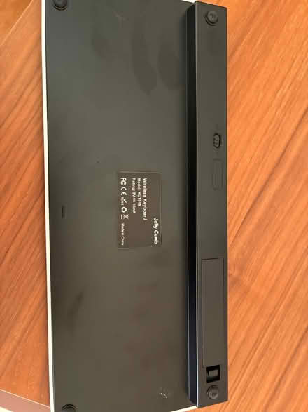 Photo of free Wireless Bluetooth Keyboard (CR2) #3