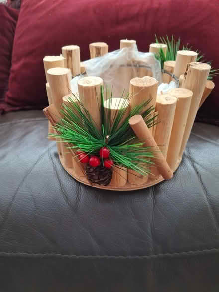 Photo of free Wooden xmas plant pot (sidcup DA15) #1