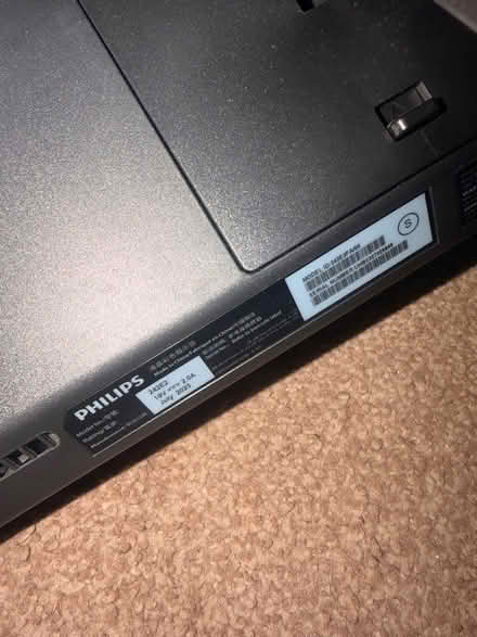 Photo of free Phillips- screen (Wybourn S2) #4