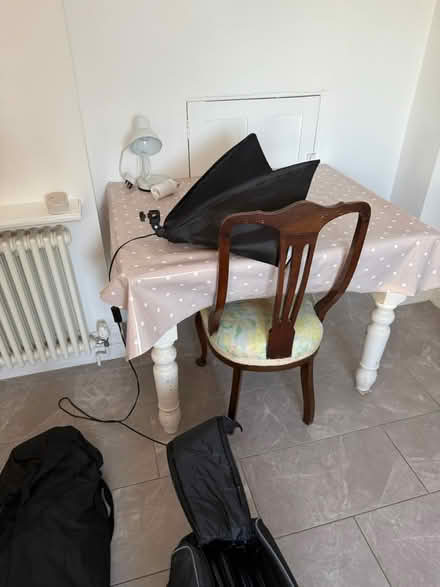 Photo of free Photographic lighting equipment (Putney, SW15) #4