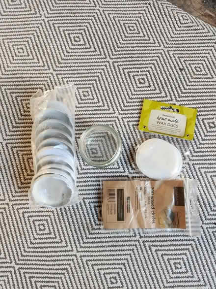 Photo of free Lids & 1 jar (Grange over sands) #1