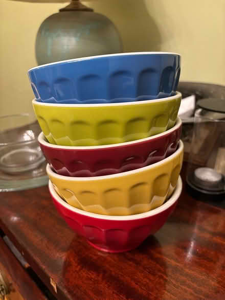 Photo of free Bowls and plates (Upper West Side.) #1