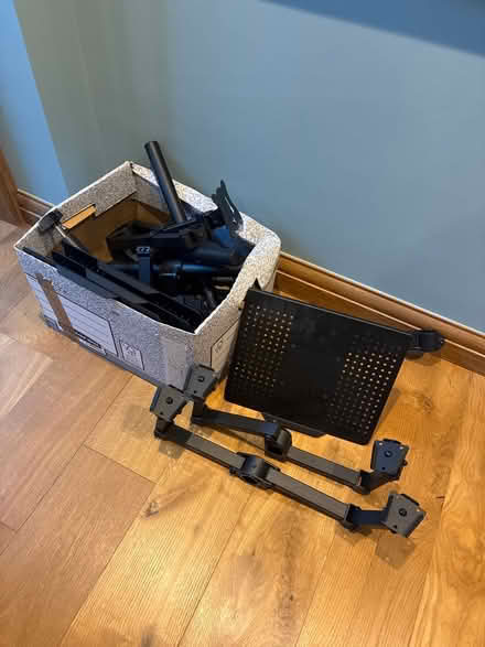 Photo of free Mixed Monitor and Laptop Stands (CR2) #1