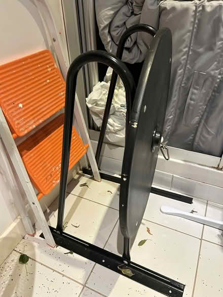 Photo of free Boxing bag fixture (OX29, witney) #2