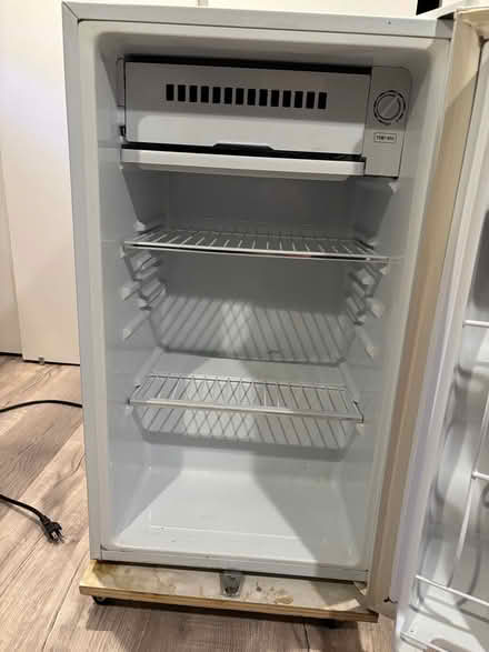 Photo of free Mini Fridge (Mt Vernon, NY) #1