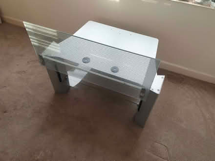 Photo of free TV/Video/Hifi Unit (Chester CH1) #2
