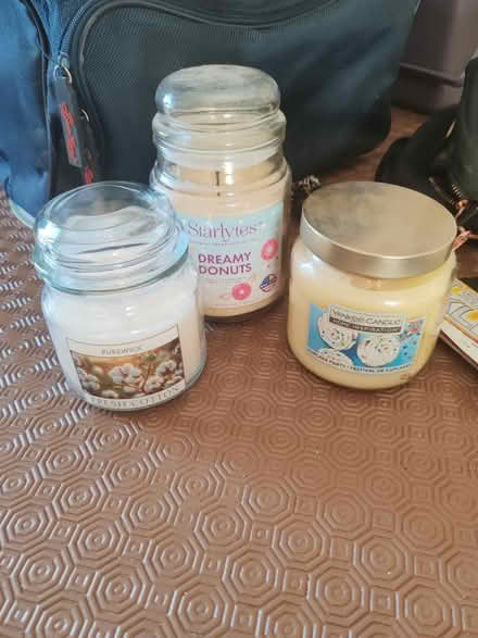 Photo of free 3 candles (RG2) #1