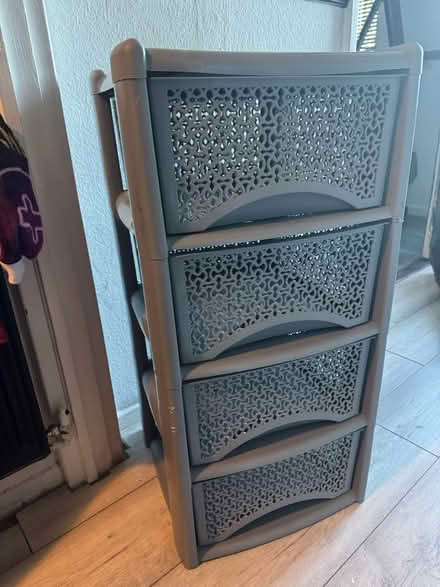 Photo of free Storage (Redhill) #2