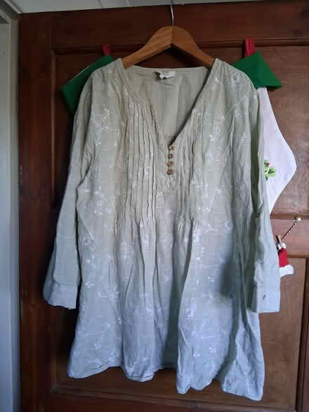 Photo of free Petite size 16 women's clothes (Coxheath ME17) #2
