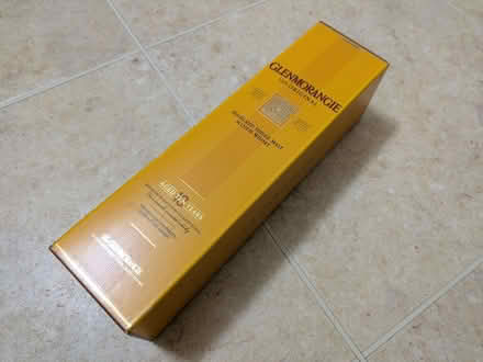 Photo of free gift / display boxes (Yatton Keynell SN14) #1