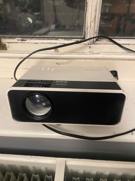 Photo of free Projector (Hackney, E8) #1