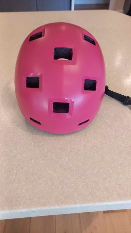 Photo of free Decathlon kids helmet (North Tonbridge TN10) #1