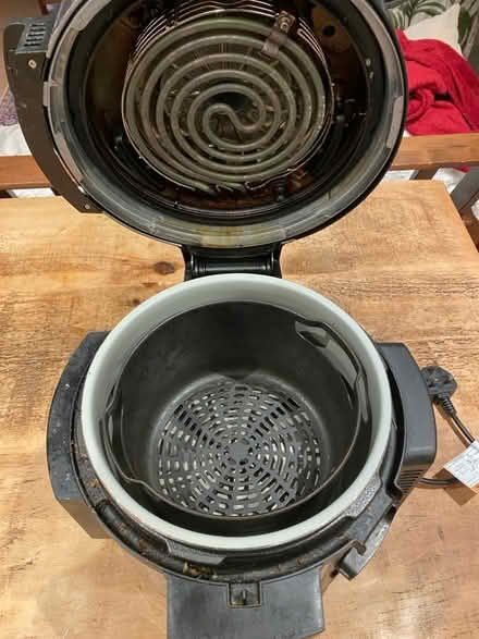 Photo of free Ninja airfryer Foodi max 15-in-1 smartlid multicookers (Hove Station area BN3) #4