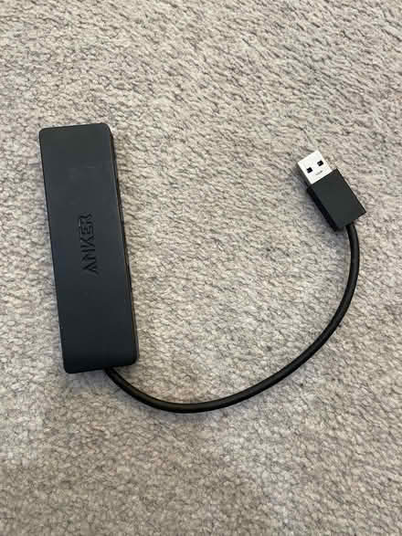 Photo of free USB-A hub (Girton CB3) #1