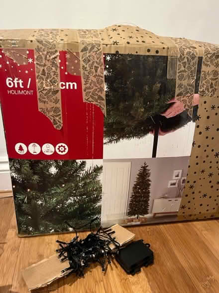 Photo of free 6ft Christmas tree (Waterlooville PO7) #1