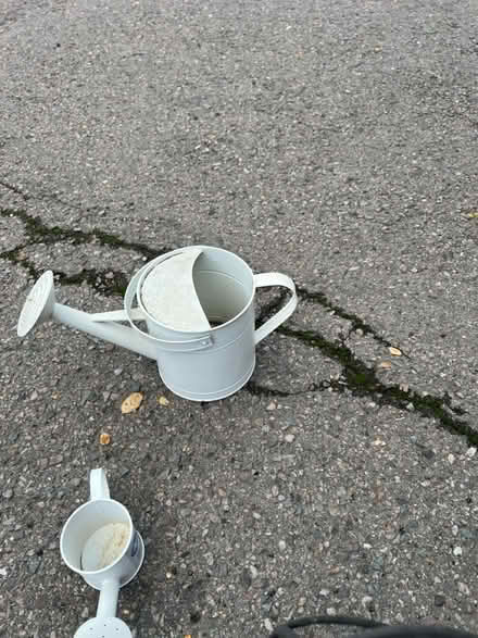 Photo of free Pot stands, garden pot, water cans (Strawberry/mill valley) #4