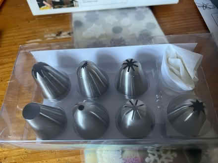 Photo of free cake icing equipment (GU14) #3