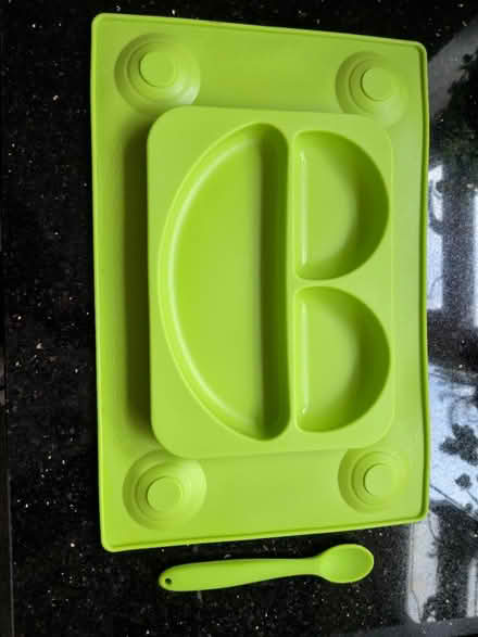 Photo of free EasyMat plate and spoon for baby (WV11 Essington) #1