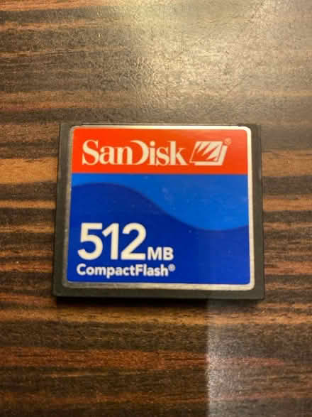 Photo of free Flash card reader with 51MB card (Surrey Quays SE16) #3