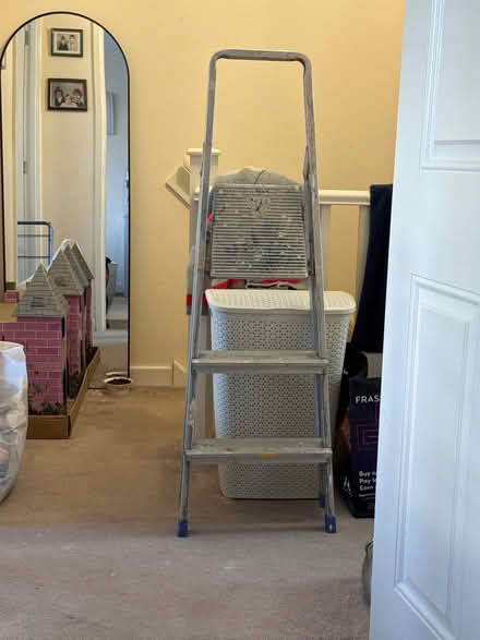 Photo of free Short set of aluminium steps (Dunchurch CV22) #2