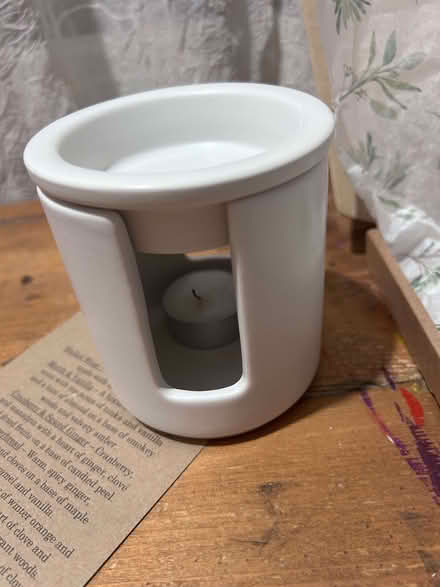Photo of free 11 candle melts + wax melter by The Rhubarb Candle Company (Surbiton KT1) #4