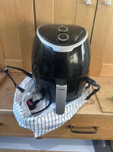Photo of free Air fryer (Se6 2ha) #1