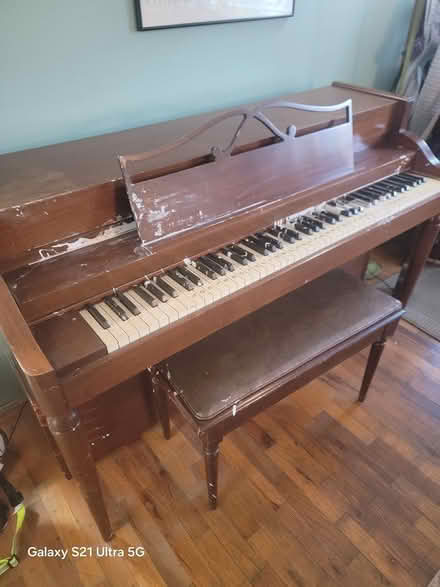 Photo of free Family piano (Esperance Edmonds) #1
