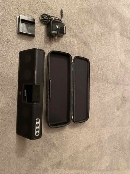 Photo of free Old iPhone/nano Speaker (Craiglockhart EH14) #1