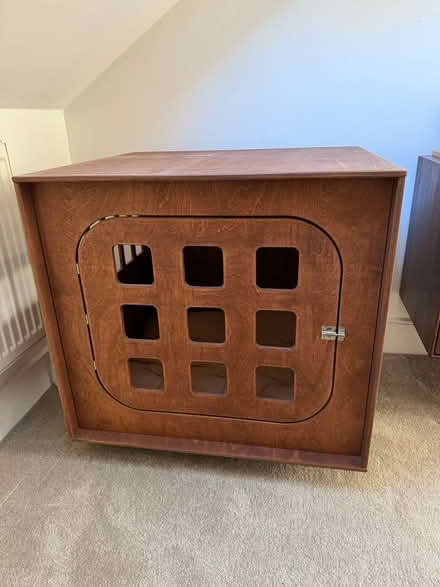Photo of free Dog Crate (E7 0lj) #1