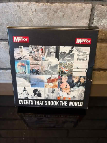 Photo of free Events that shook the world collection (Tilehurst RG30) #1