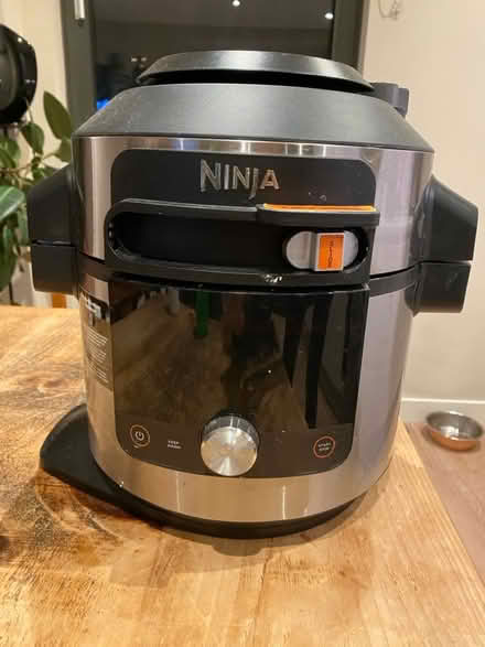 Photo of free Ninja airfryer Foodi max 15-in-1 smartlid multicookers (Hove Station area BN3) #1