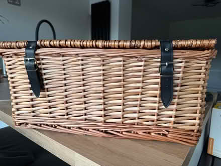 Photo of free Picnic basket (Corner Lane, Leigh) #1