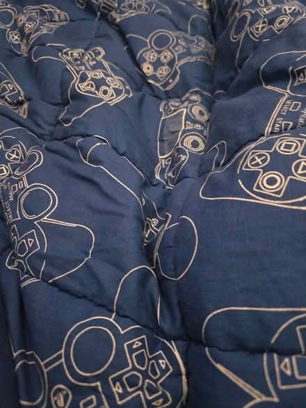 Photo of free Weighted blanket (BS5) #1