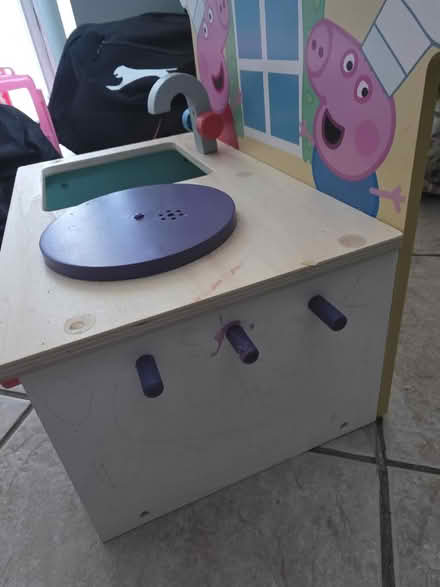 Photo of free Peppa pig kitchen (Hengoed cf82 7fu) #3