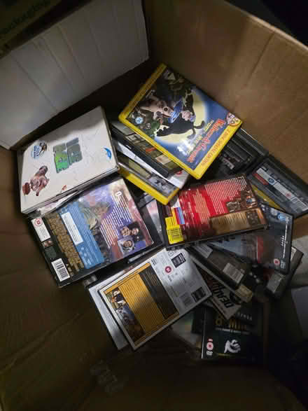 Photo of free Dvds (Cavendish DE23) #1