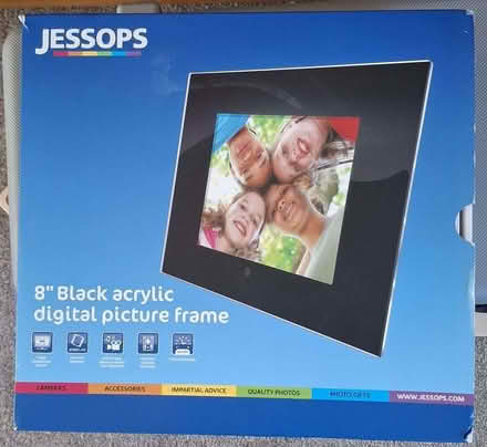 Photo of free Jessops 8 inch Black Acrylic Digital Picture Frame (Broxbourne EN10) #1