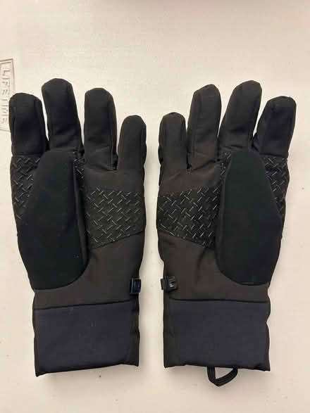 Photo of free Medium gloves (Campbell) #2
