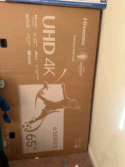 Photo of free 65” carton (Gem street L5) #2