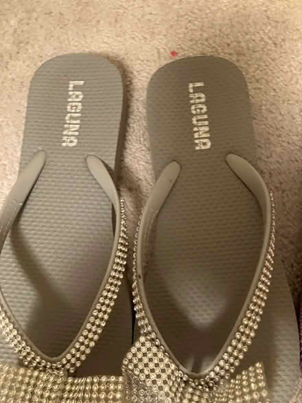 Photo of free Ladies flip flops - size 6 (Kennedy road stop & shop,) #3