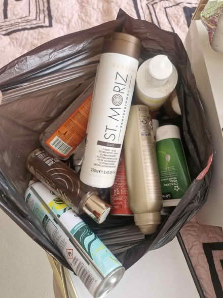 Photo of free bundle (Hanworth RG12) #3